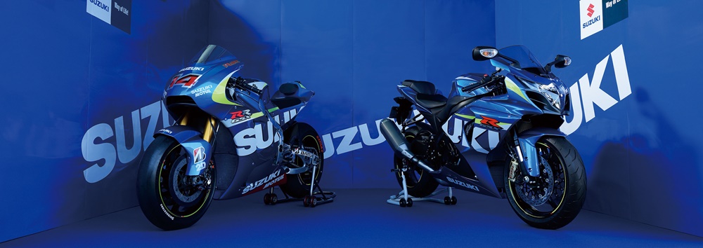 Мотоциклы Suzuki GSX-R в цветах Suzuki MotoGP