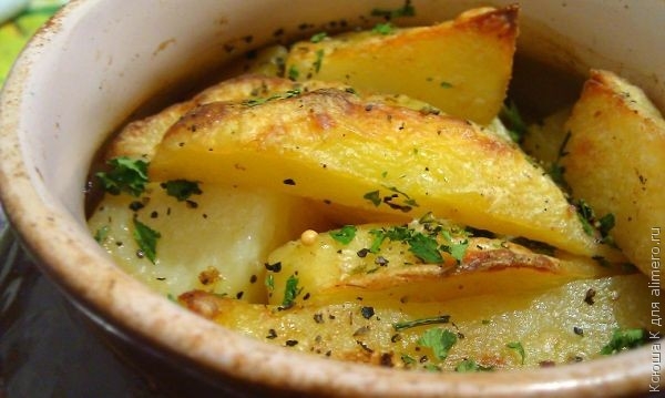 Как правильно приготовить картошку в горшочках