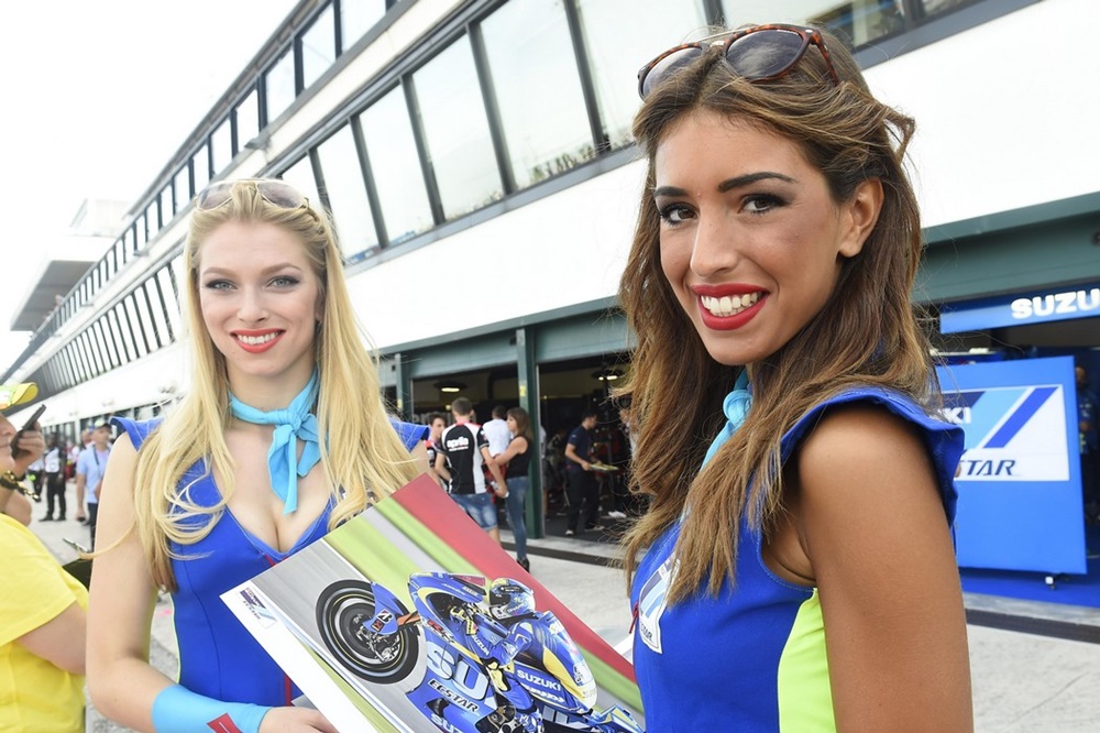 Девушки паддока Гран При Мизано 2015